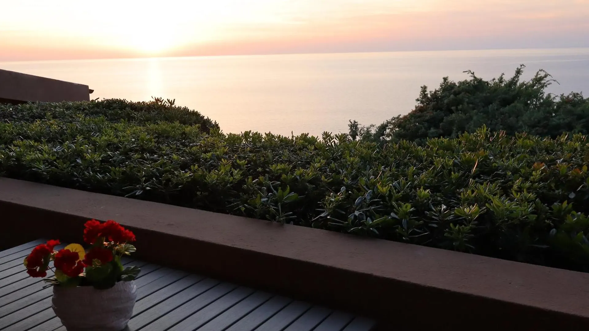Villino Vista Mare Apartment Costa Paradiso